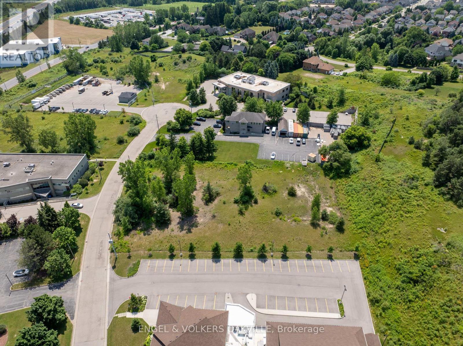 18 Executive Place, Kitchener, Ontario  N2P 2N4 - Photo 9 - X13118574