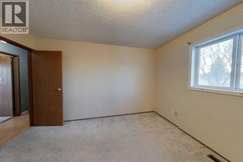 1004 12 Street, Slave Lake, Alberta  T0G 2A3 - Photo 10 - A2271921
