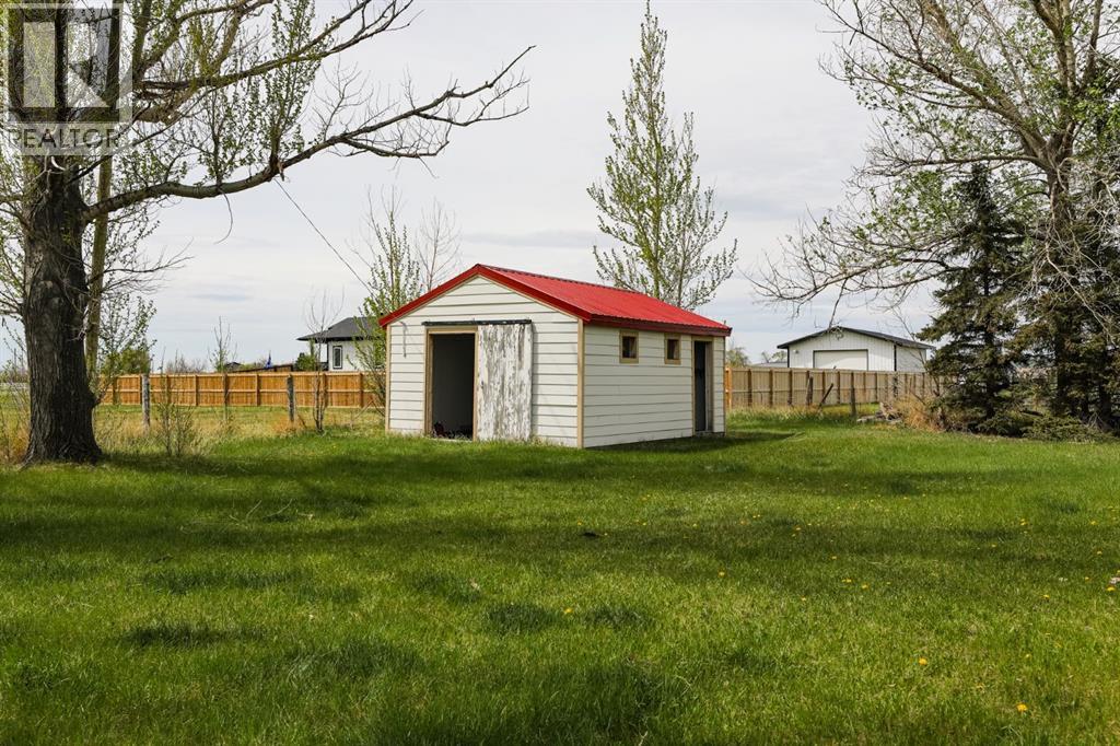 264 S 3 Street W, Magrath, Alberta  T0K 1J0 - Photo 32 - A2309839