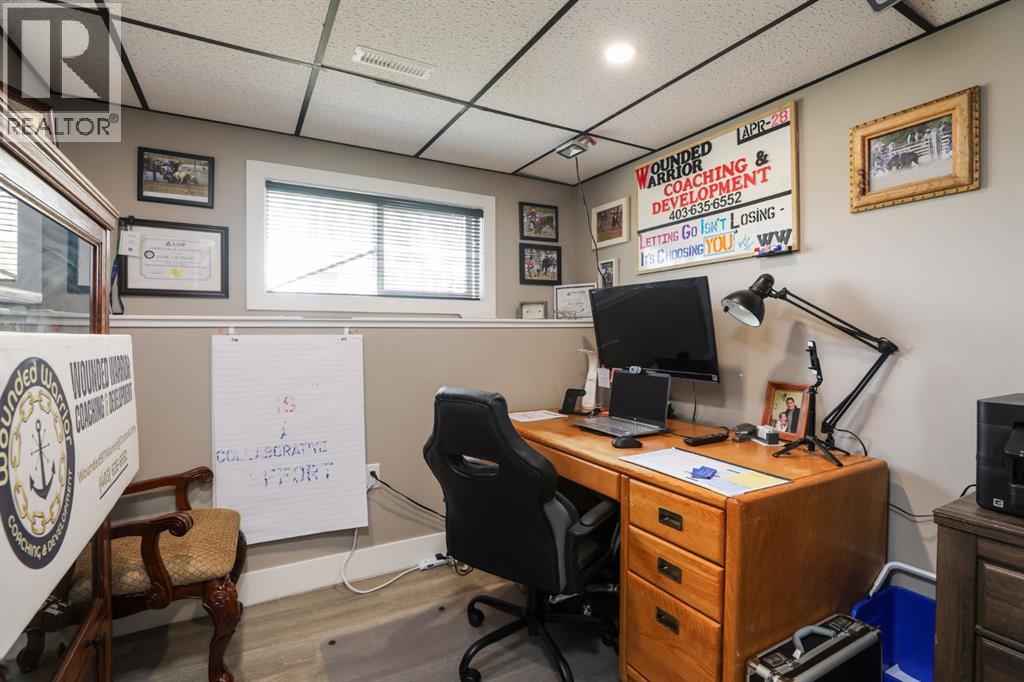 264 S 3 Street W, Magrath, Alberta  T0K 1J0 - Photo 25 - A2309839