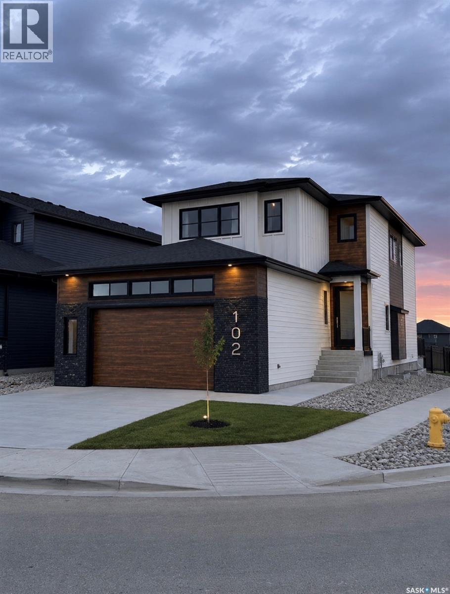 102 Cockcroft MANOR, Saskatoon, Saskatchewan