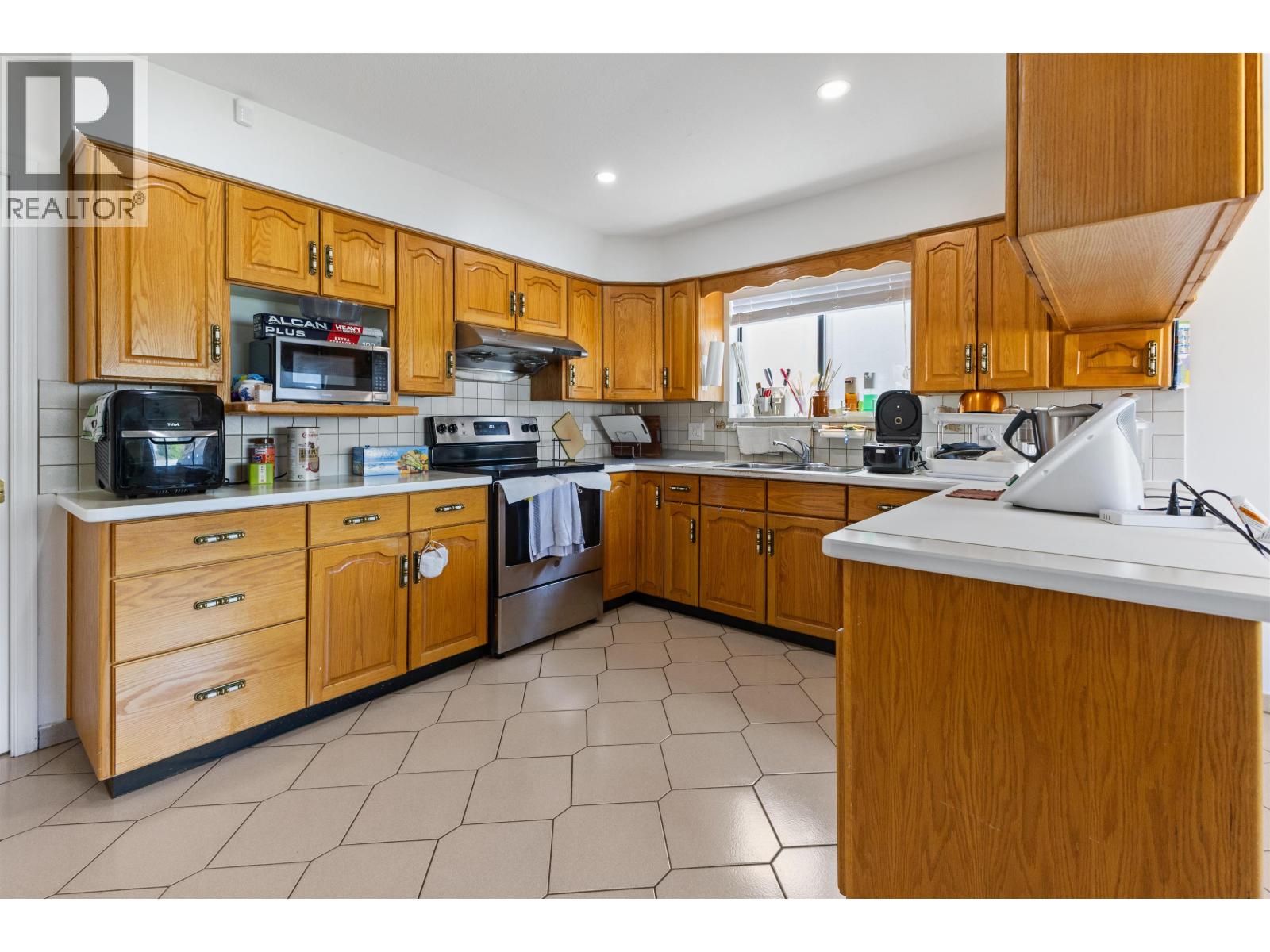 189 W 46th Avenue, Vancouver, British Columbia  V5Y 2X1 - Photo 8 - R3122059