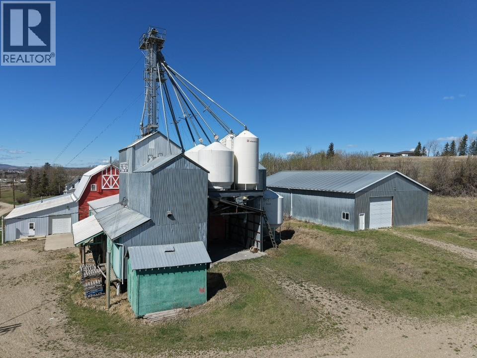 1040a 49 Highway, Dawson Creek, British Columbia  V1G 4L1 - Photo 1 - 10387198