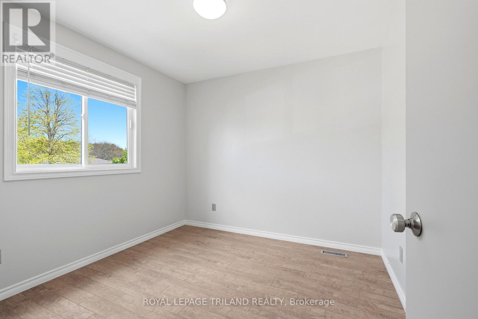A - 55 Sunrise Court, London East, Ontario  N5V 4V5 - Photo 11 - X13118734