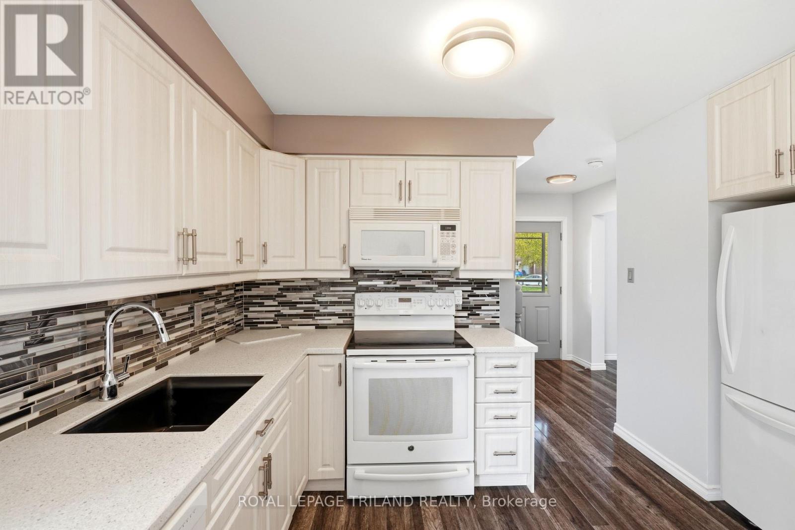 A - 55 Sunrise Court, London East, Ontario  N5V 4V5 - Photo 6 - X13118734
