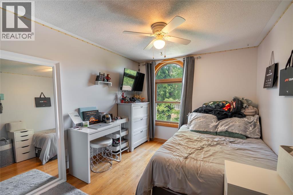 601 Lakeshore Road, Sarnia, Ontario  N7V 2S8 - Photo 22 - 25028948
