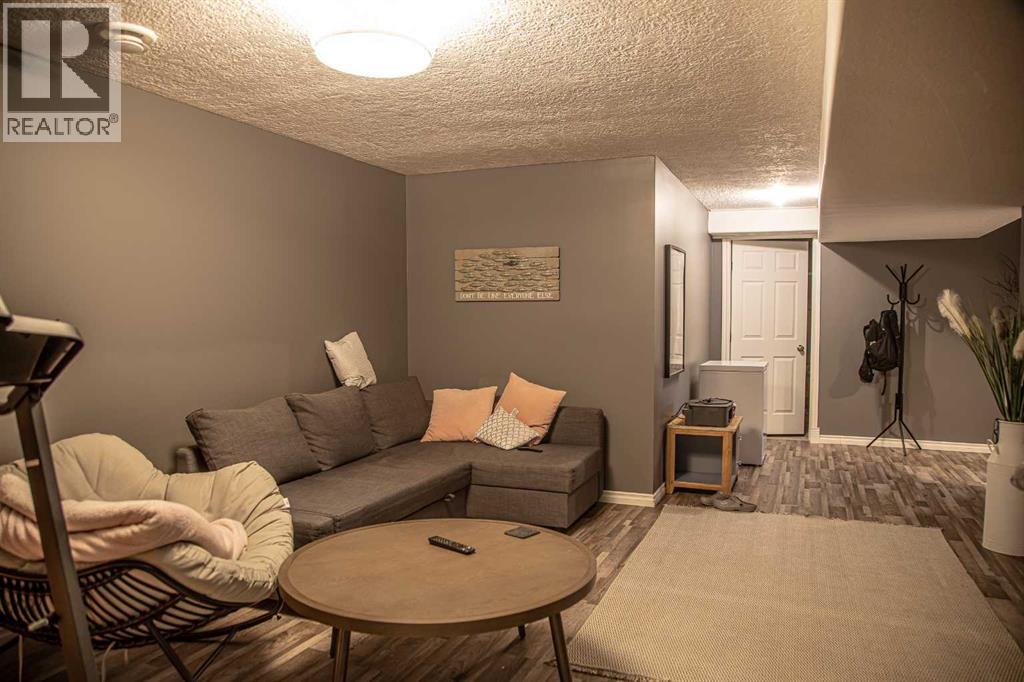 4 Black Spruce Drive, High Level, Alberta  T0H 1Z0 - Photo 32 - A2273004