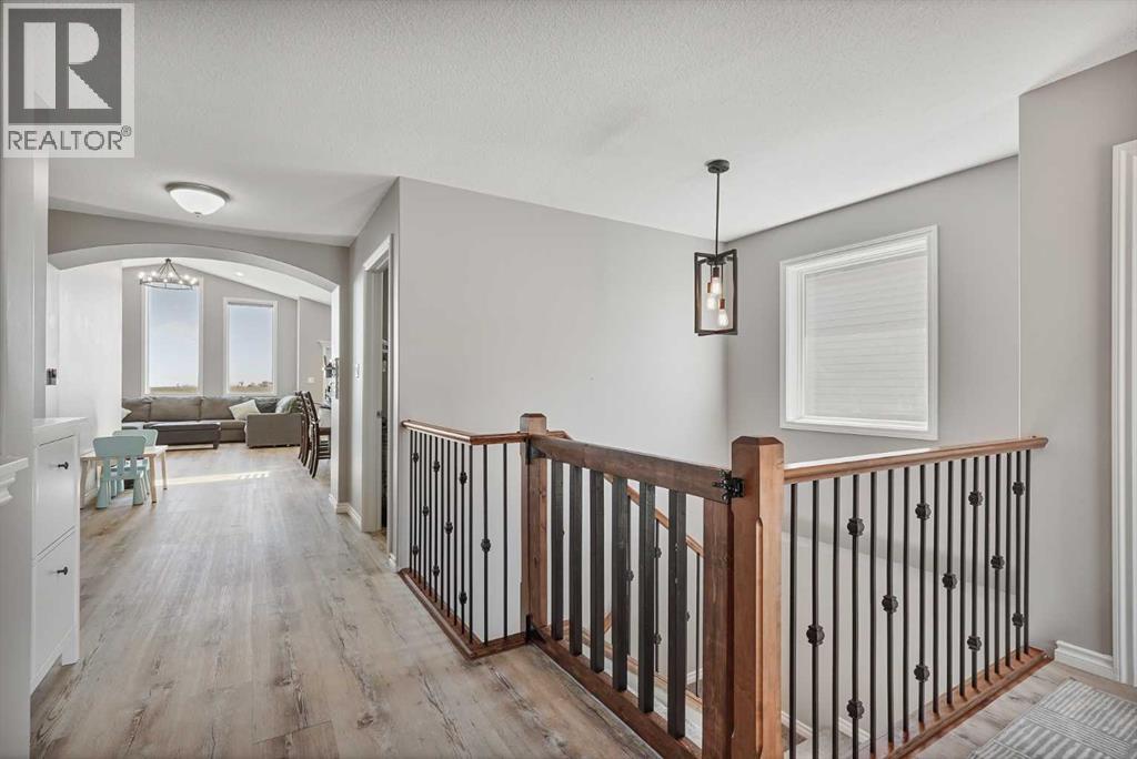 4213 Sundance Drive, Coalhurst, Alberta  T0L 0V0 - Photo 4 - A2309347