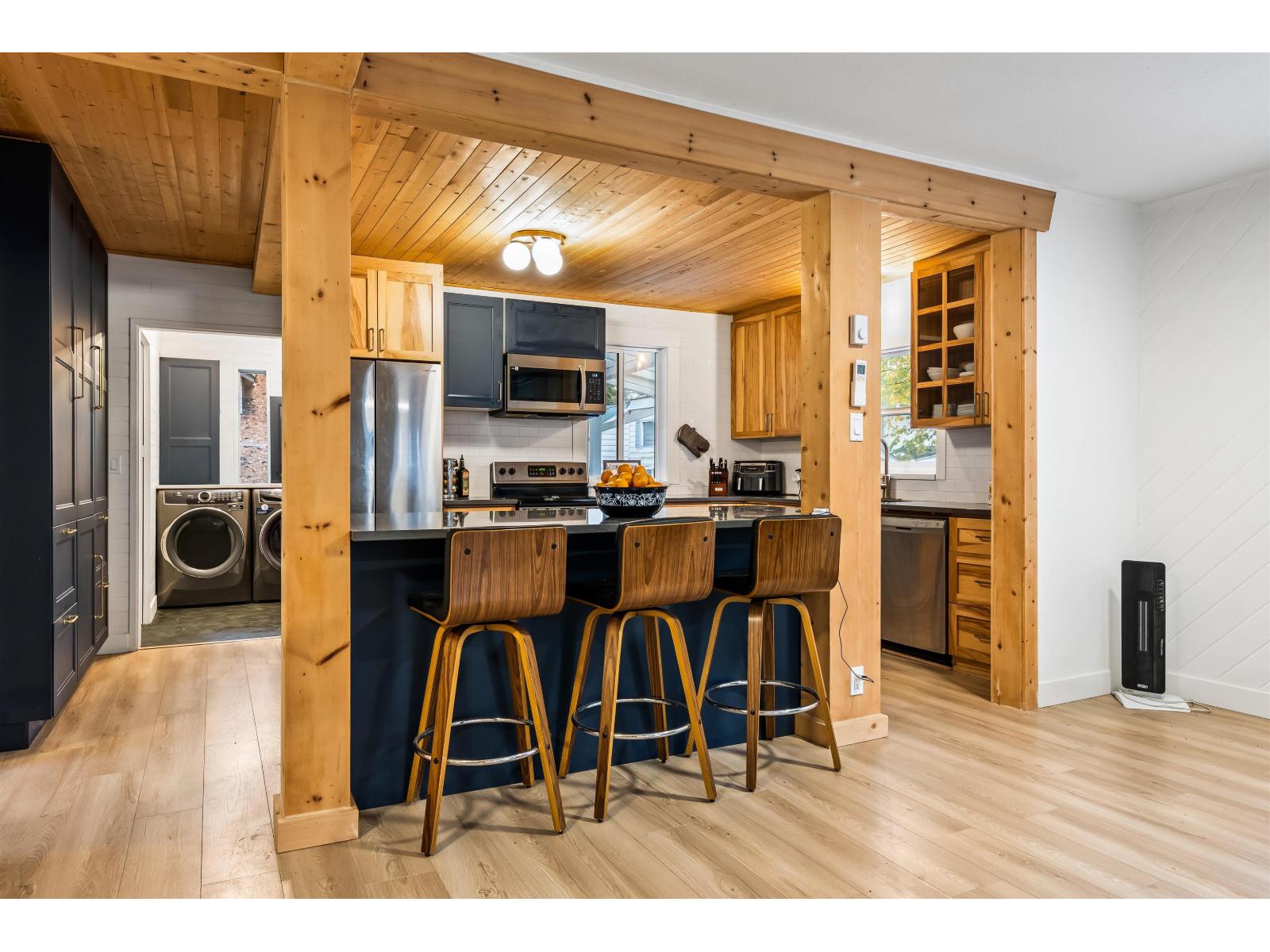 275 Fir Street, Cultus Lake North, Cultus Lake, British Columbia V2R 4Y5 - Photo 9 - R3094920