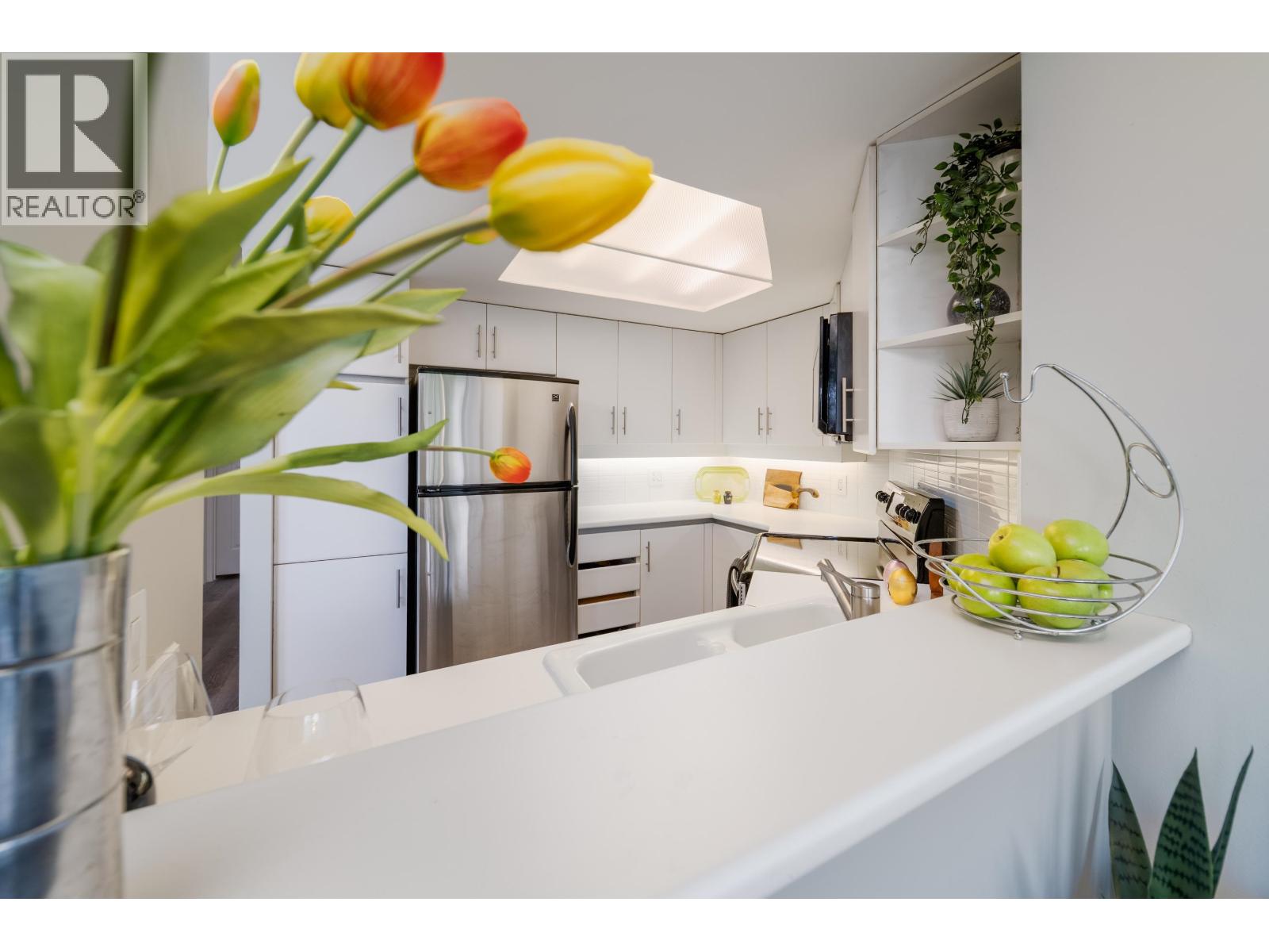 203 408 Lonsdale Avenue, North Vancouver, British Columbia  V7M 2G5 - Photo 12 - R3121995