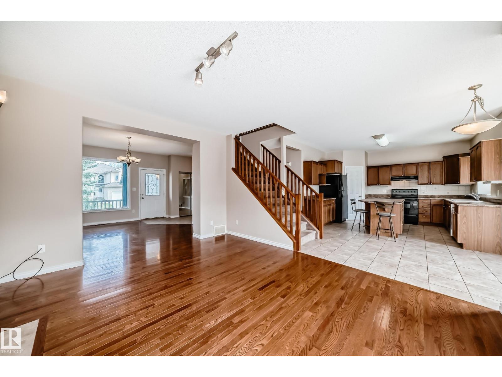 243 Hilliard Green Gr Nw, Edmonton, Alberta  T6R 3G5 - Photo 32 - E4485953