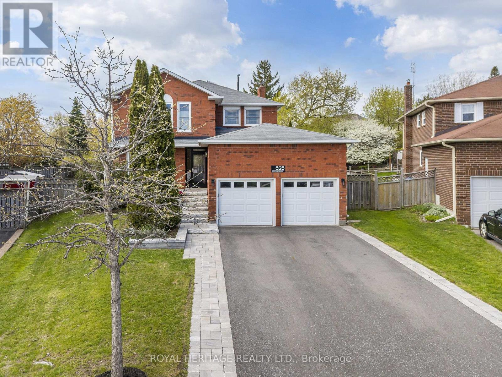 525 Sundown Crescent, Pickering, Ontario  L1V 6A8 - Photo 2 - E13114742