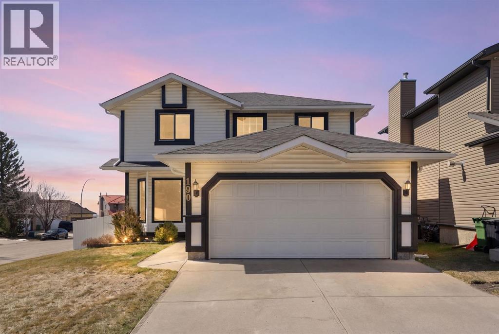 190 Hawkville Close NW, Calgary, Alberta  T3G 3N6 - Photo 1 - A2306691