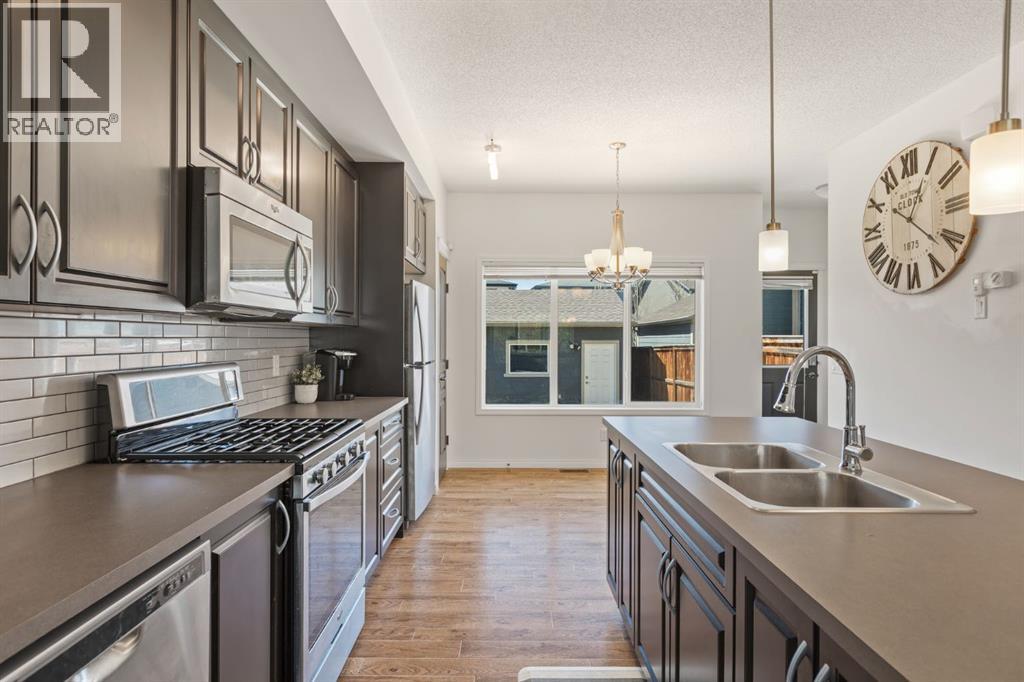 648 Mahogany Boulevard Se, Calgary, Alberta  T3M 1Y1 - Photo 7 - A2310579