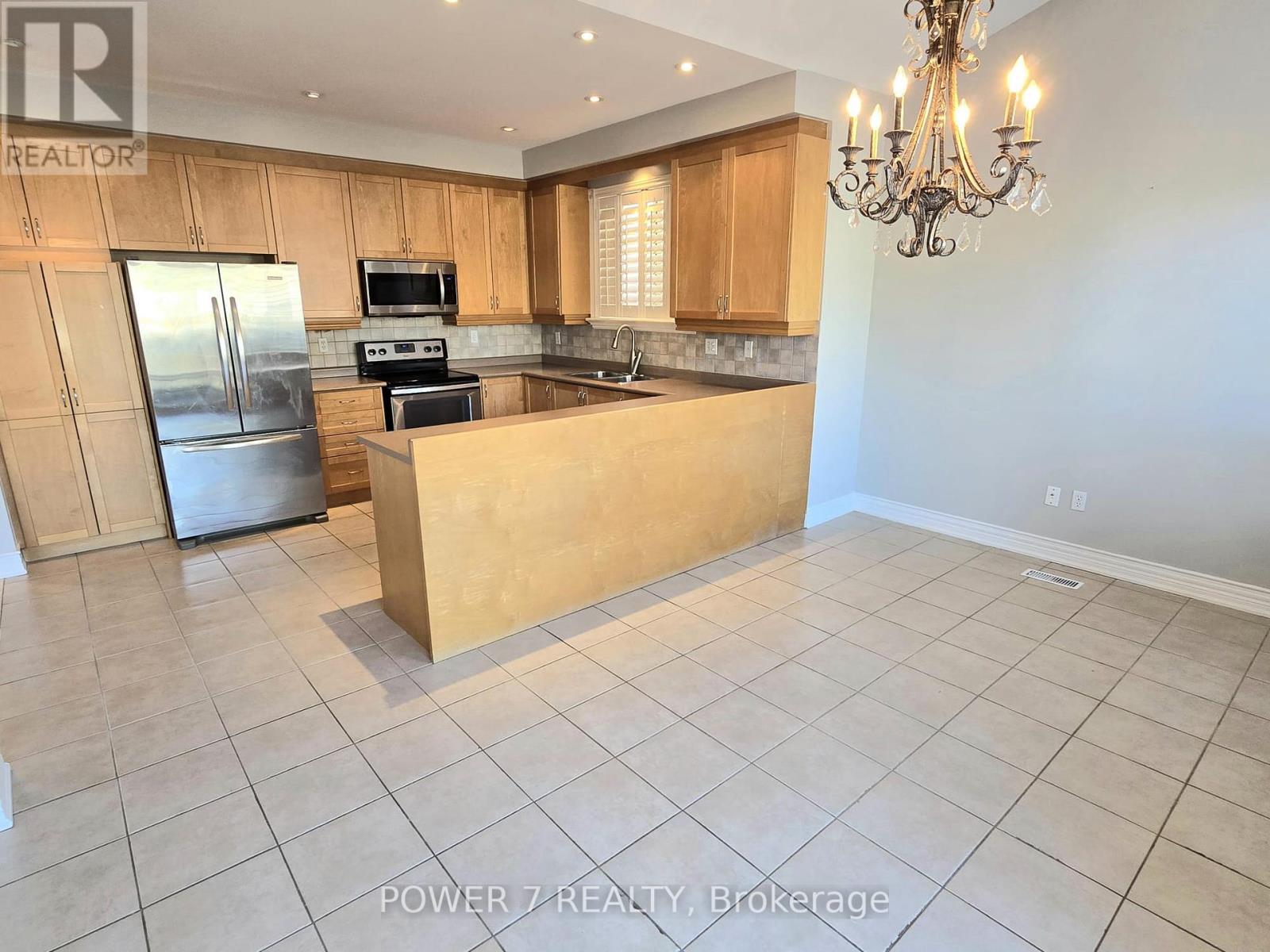 19 Wheatfield Drive, Vaughan, Ontario  L4H 2K7 - Photo 7 - N13102972