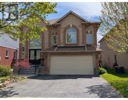 28 BROOKHURST CRESCENT, Hamilton, Ontario