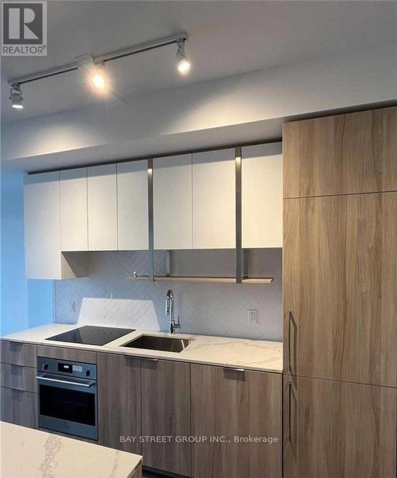 1305 - 15 Holmes Avenue, Toronto, Ontario  M2N 0L4 - Photo 1 - C13118644
