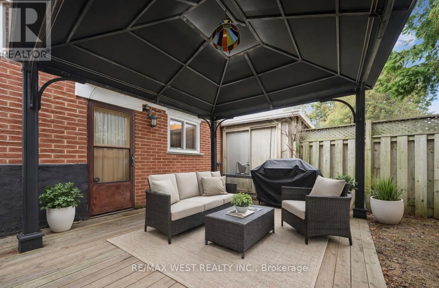 2 Lisburn Crescent, Toronto, Ontario  M2J 2Z5 - Photo 16 - C13118664