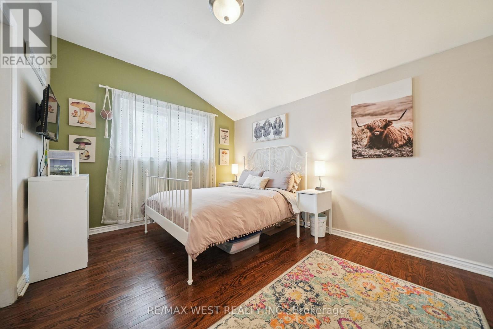 2 Lisburn Crescent, Toronto, Ontario  M2J 2Z5 - Photo 7 - C13118664