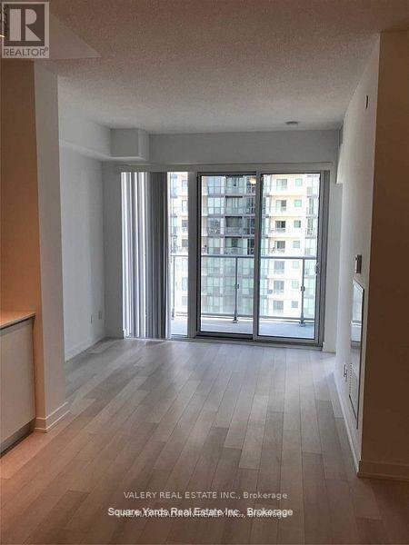 5180 Yonge St Street, Toronto, Ontario  M2N 0K5 - Photo 2 - C13118666