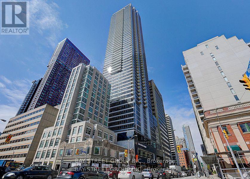 2802 - 395 Bloor Street E, Toronto, Ontario  M4W 1H7 - Photo 1 - C13118710