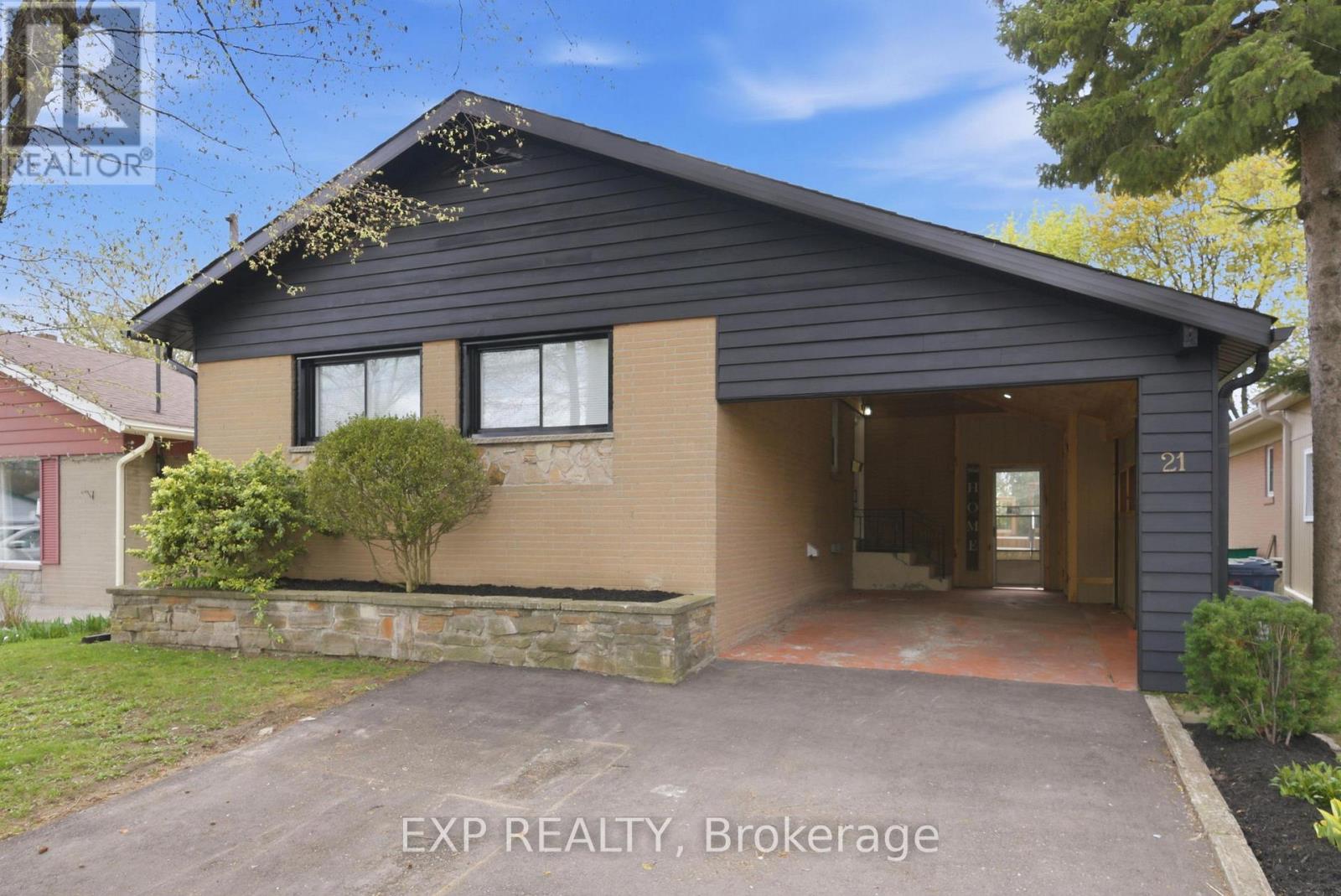 21 CANZONE DRIVE, Toronto, Ontario