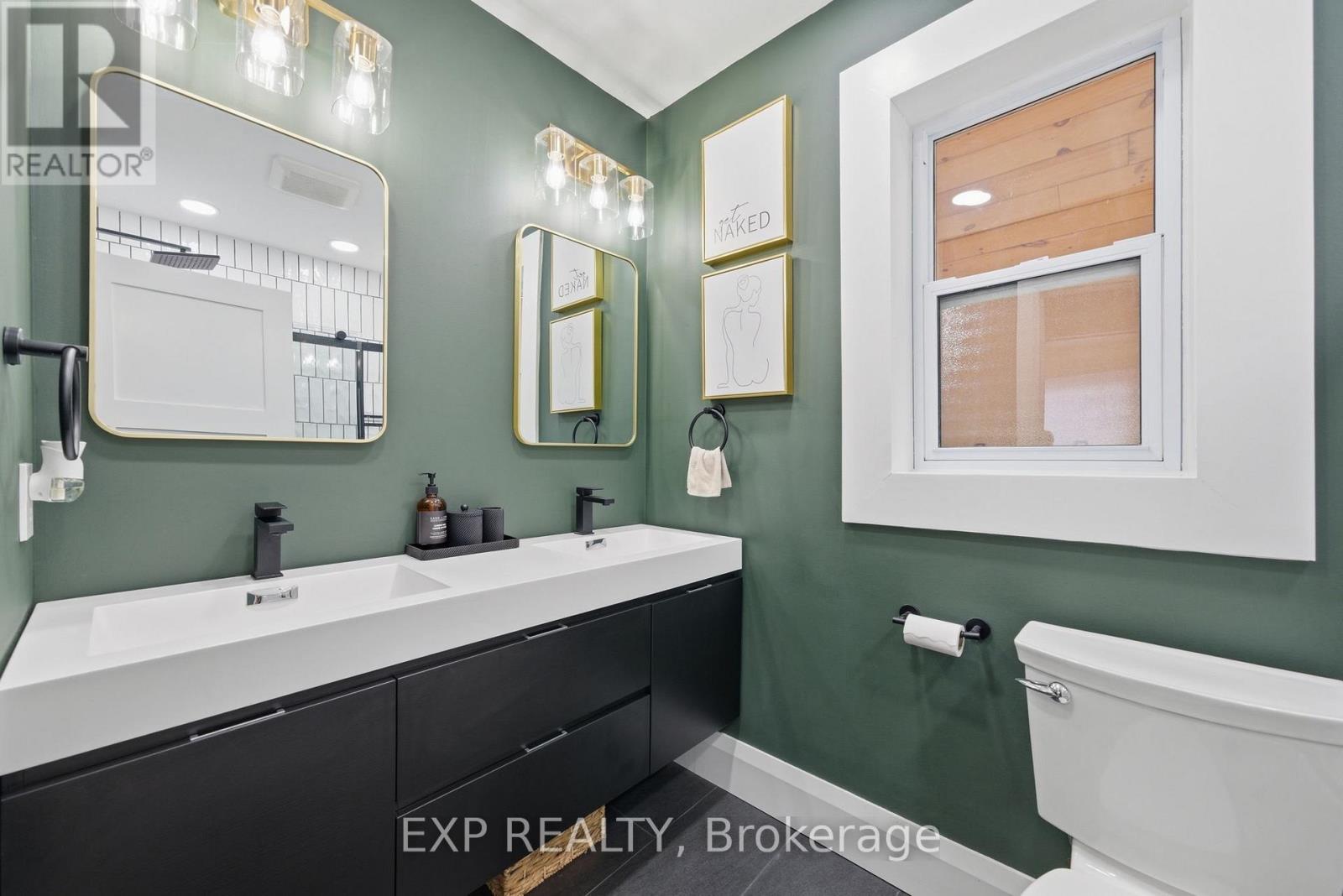 21 Canzone Drive, Toronto, Ontario  M1K 5A1 - Photo 16 - E13118616