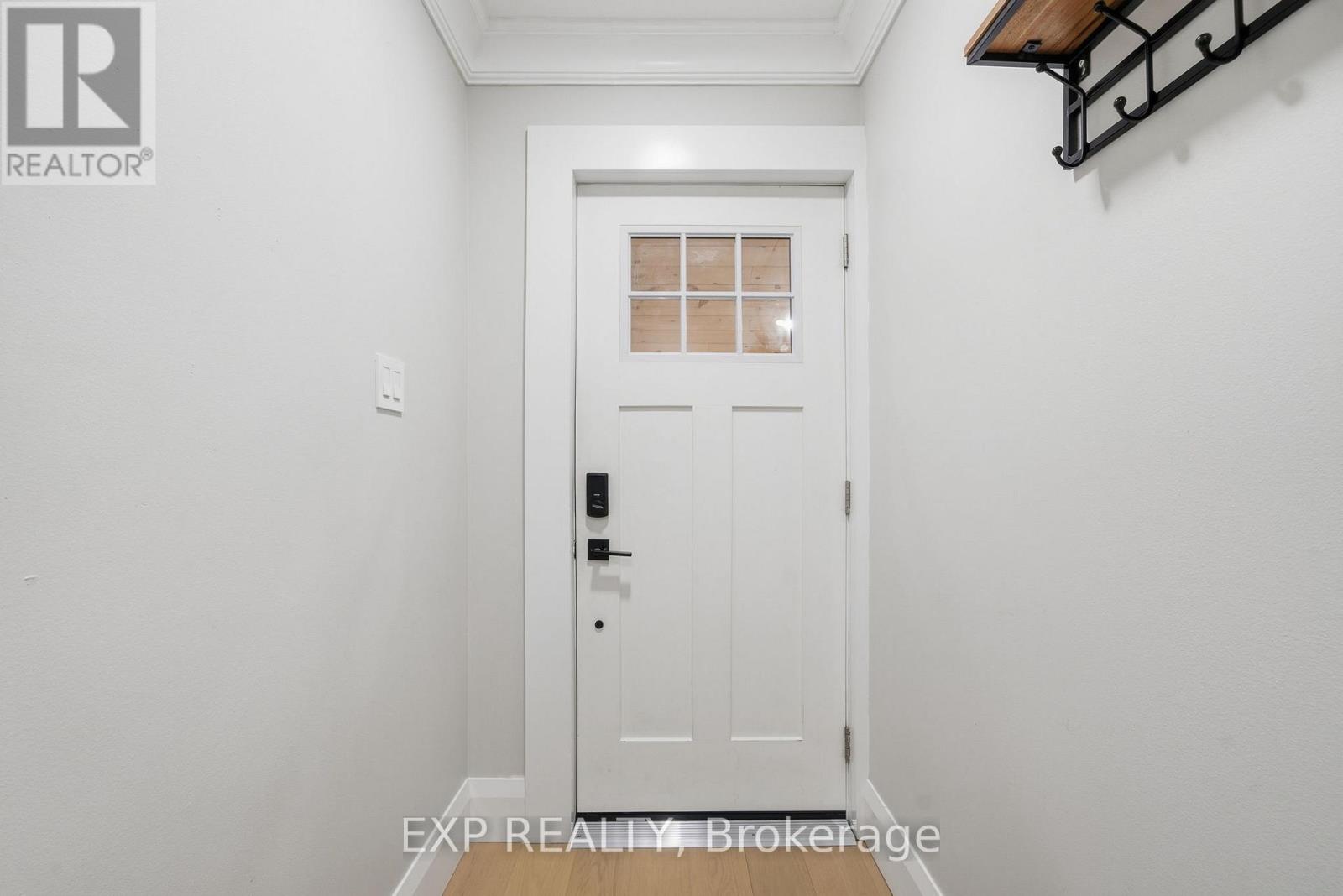 21 Canzone Drive, Toronto, Ontario  M1K 5A1 - Photo 3 - E13118616