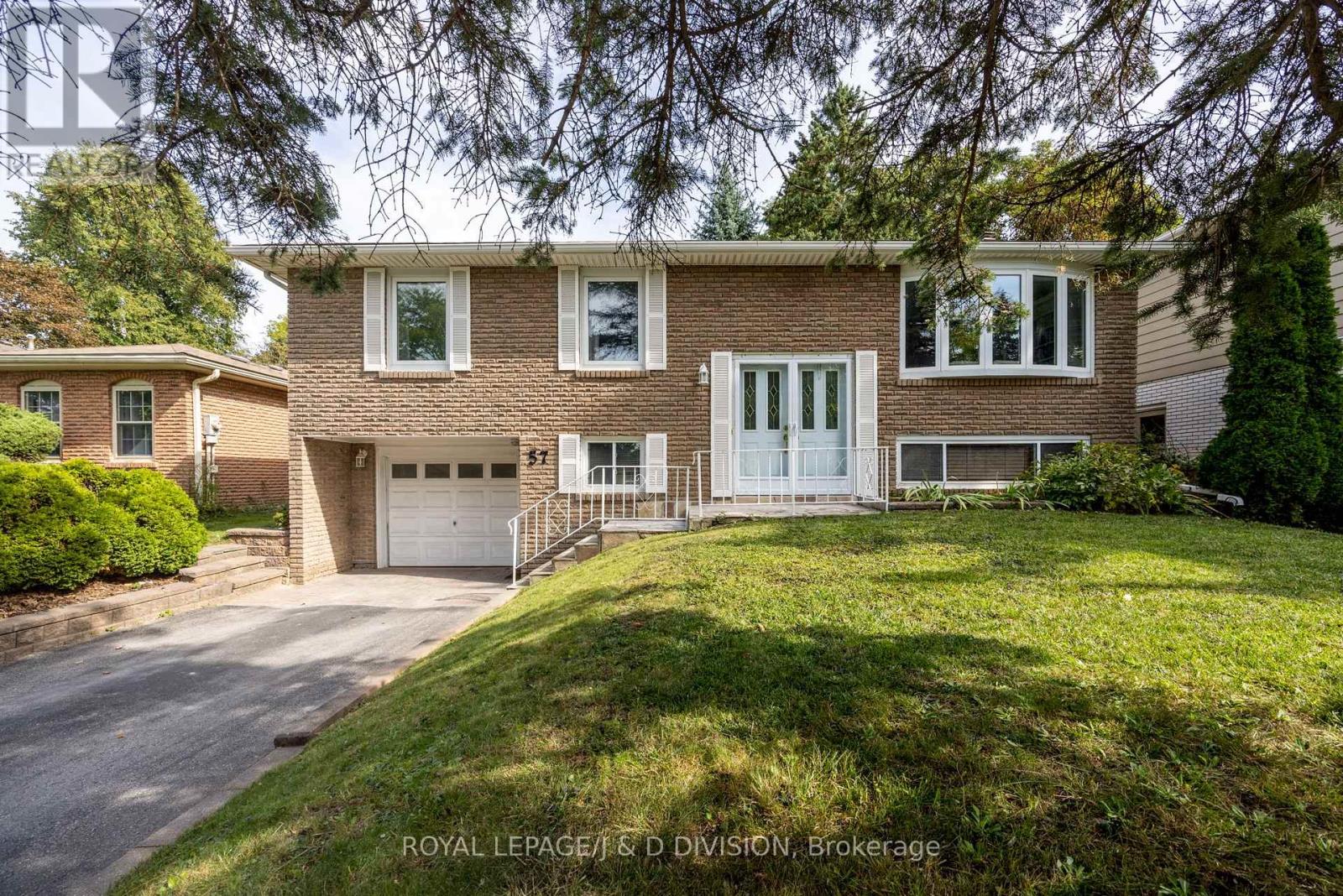 57 Alexander Road, Newmarket, Ontario  L3Y 3J3 - Photo 1 - N13118638