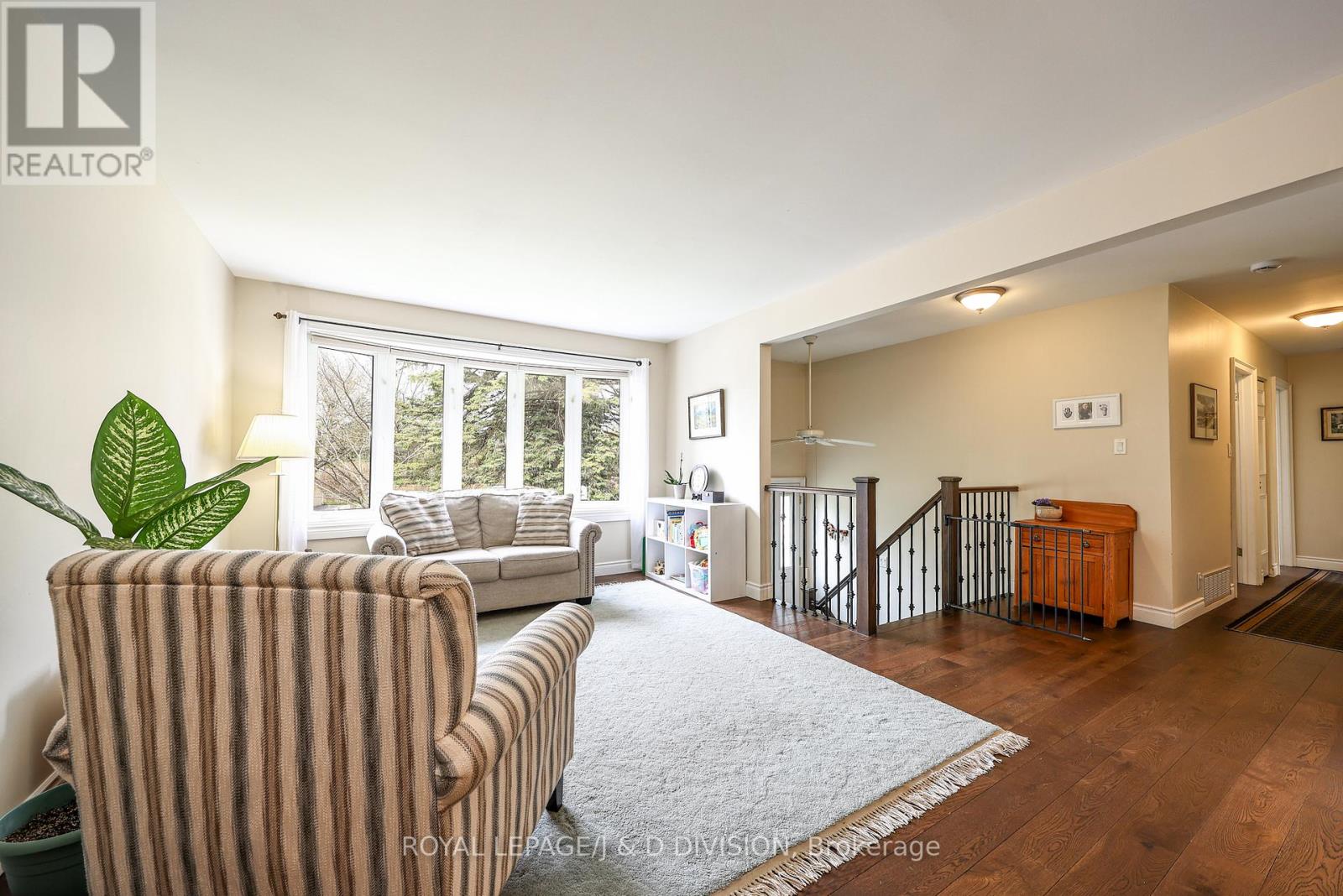 57 Alexander Road, Newmarket, Ontario  L3Y 3J3 - Photo 4 - N13118638