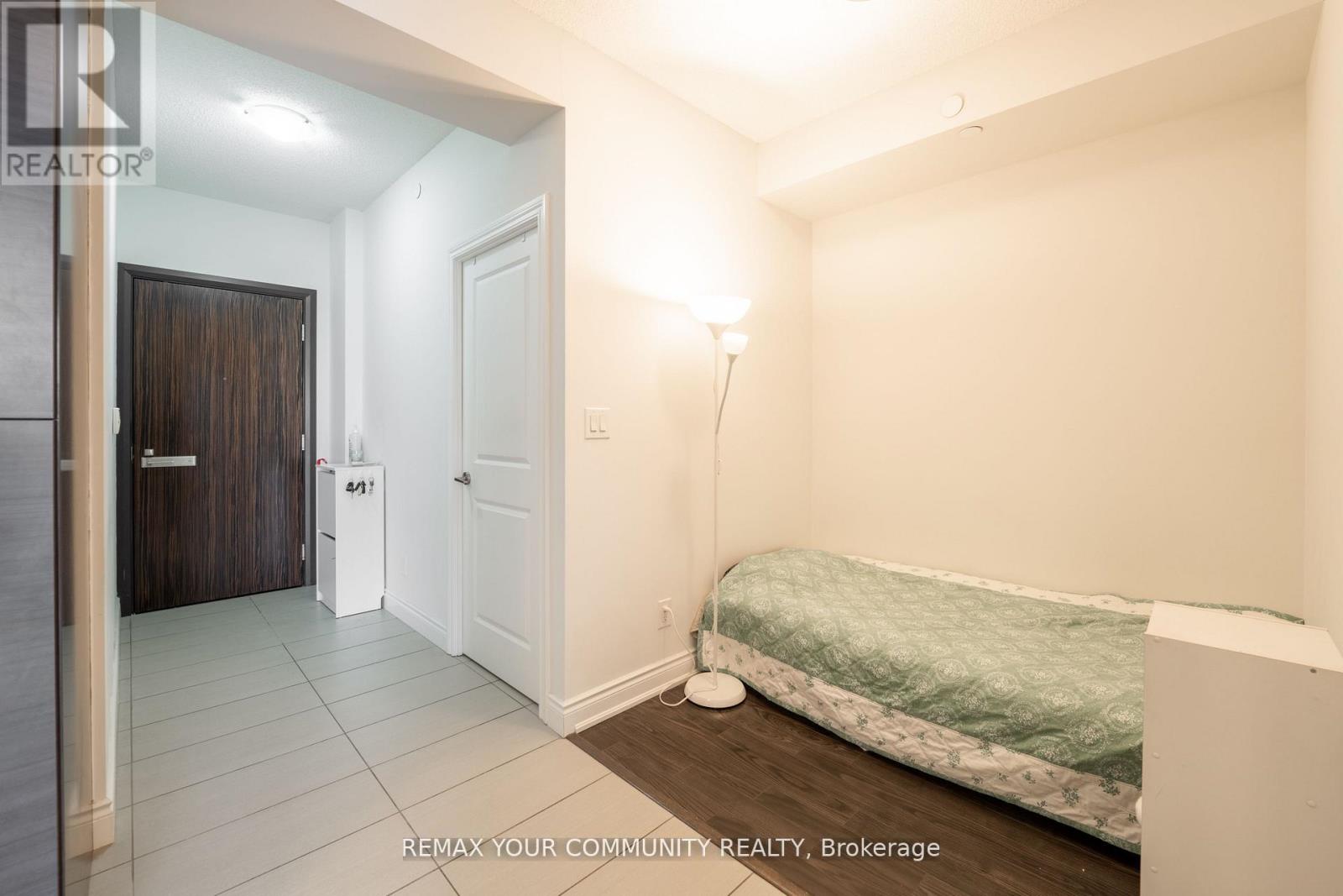 520 - 325 South Park Road, Markham, Ontario  L3T 0B8 - Photo 7 - N13118652