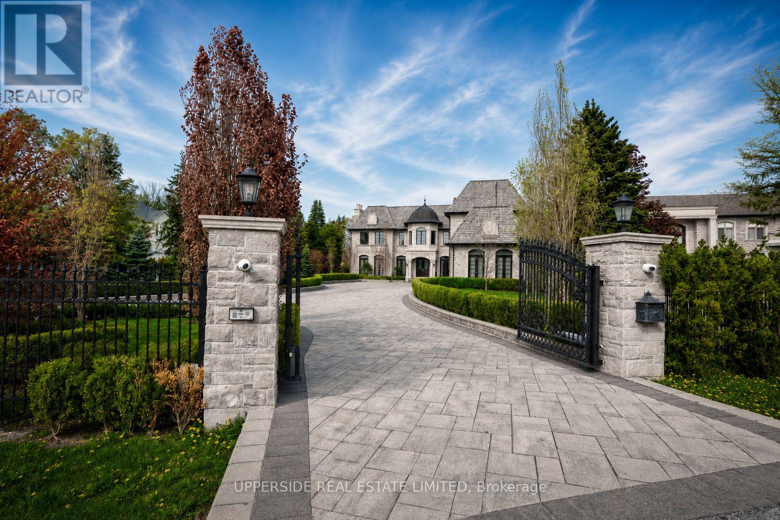 29 Riverside Boulevard W, Vaughan, Ontario  L4J 1H4 - Photo 1 - N13118656