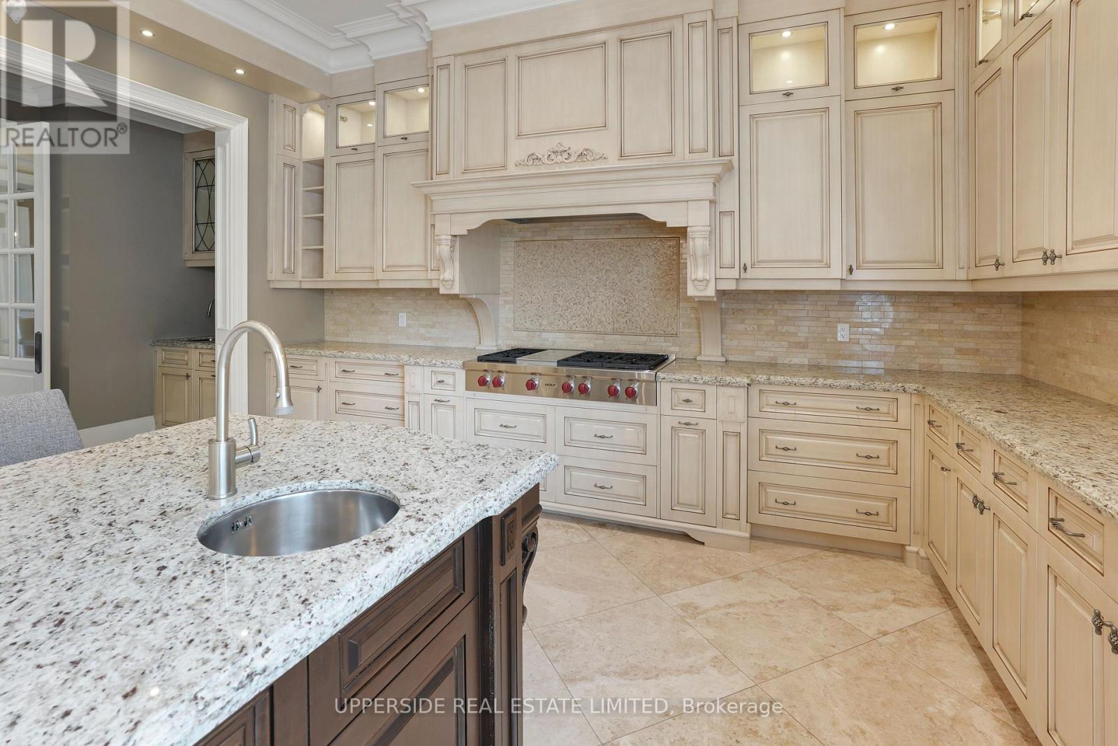 29 Riverside Boulevard W, Vaughan, Ontario  L4J 1H4 - Photo 10 - N13118656