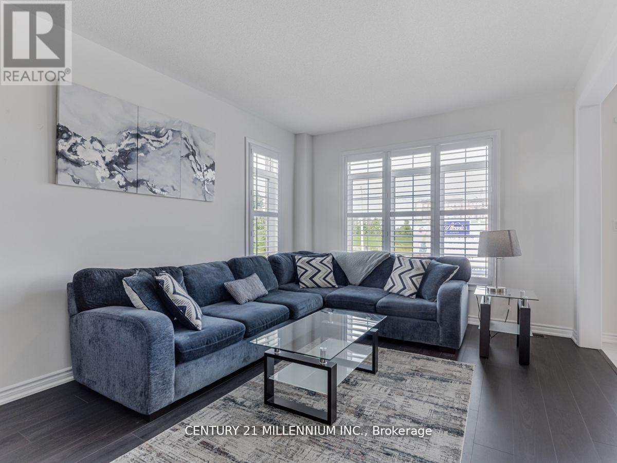 2240 Grainger Loop, Innisfil, Ontario  L9S 0N1 - Photo 10 - N13118684