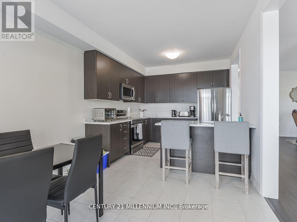 2240 Grainger Loop, Innisfil, Ontario  L9S 0N1 - Photo 14 - N13118684