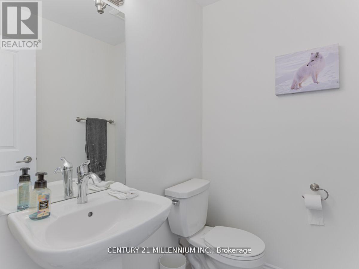 2240 Grainger Loop, Innisfil, Ontario  L9S 0N1 - Photo 18 - N13118684
