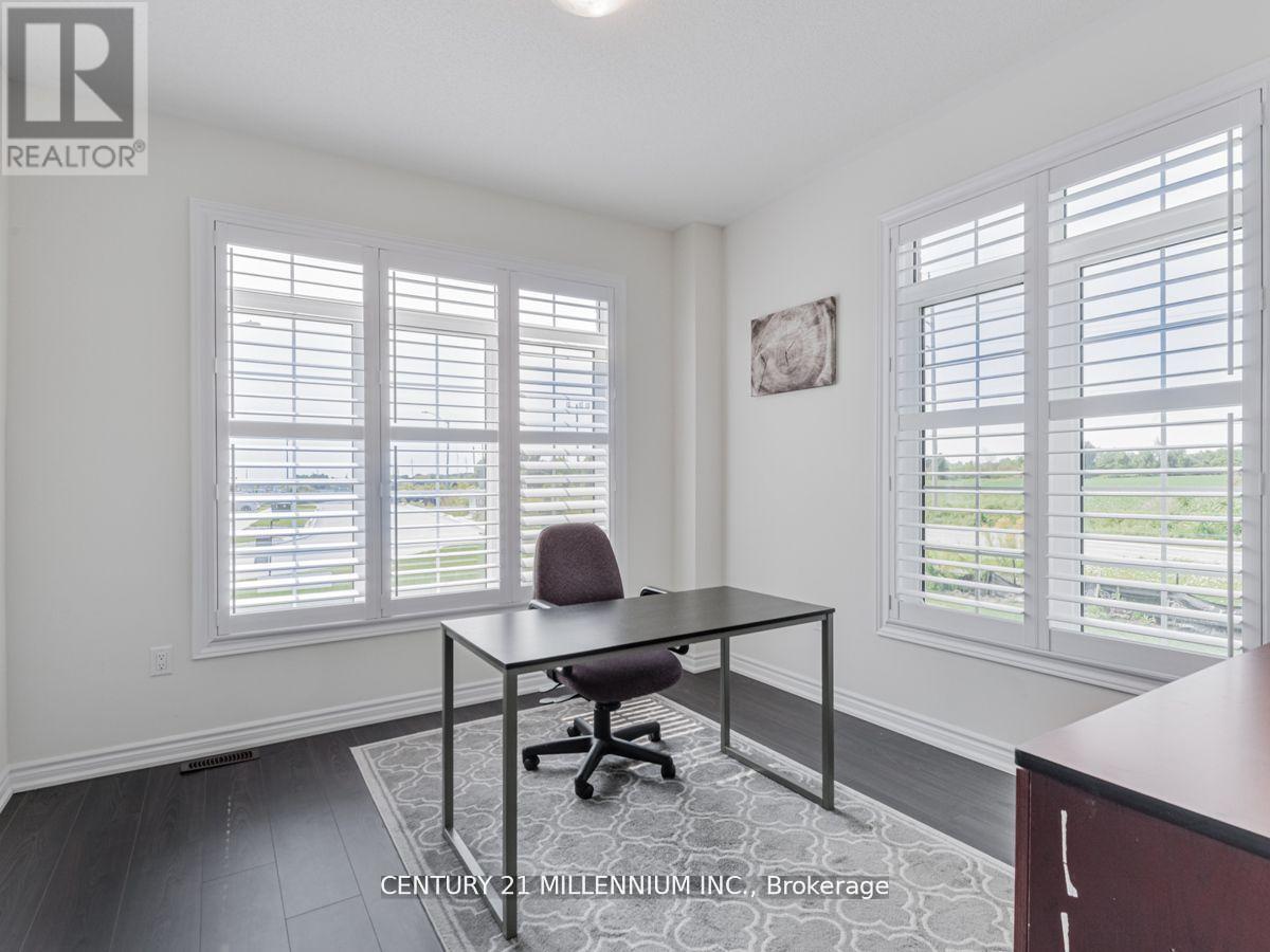 2240 Grainger Loop, Innisfil, Ontario  L9S 0N1 - Photo 6 - N13118684