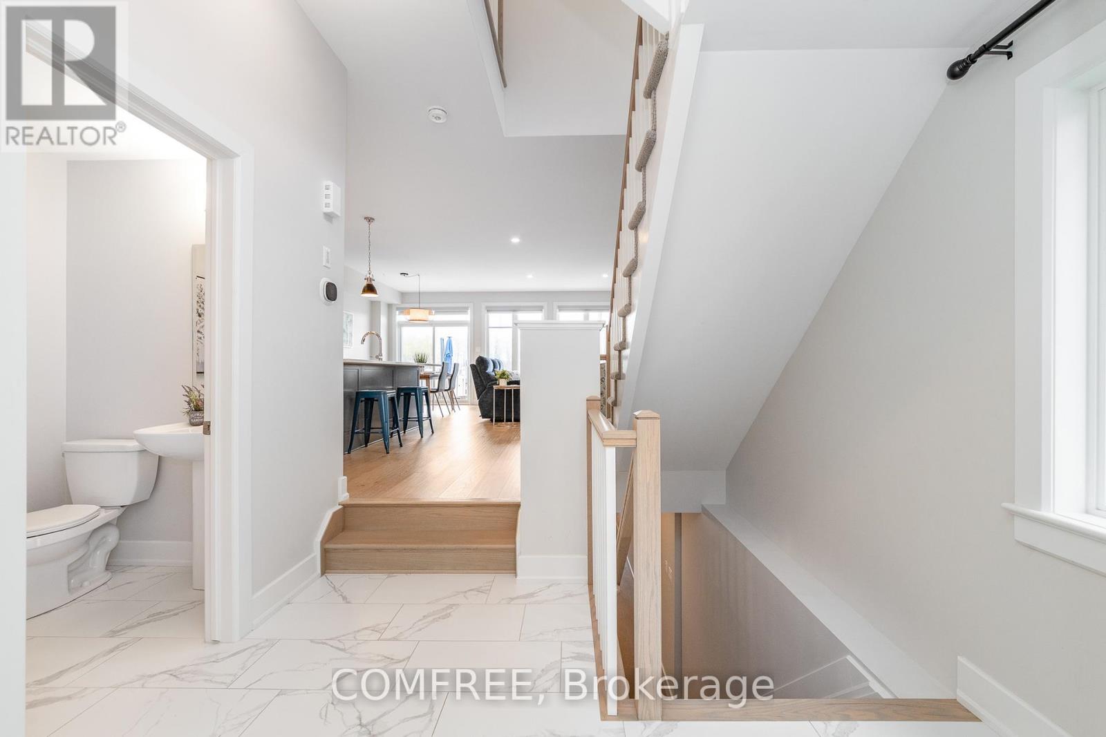 663 Putney Crescent, Ottawa, Ontario  K2S 2N7 - Photo 5 - X13065732