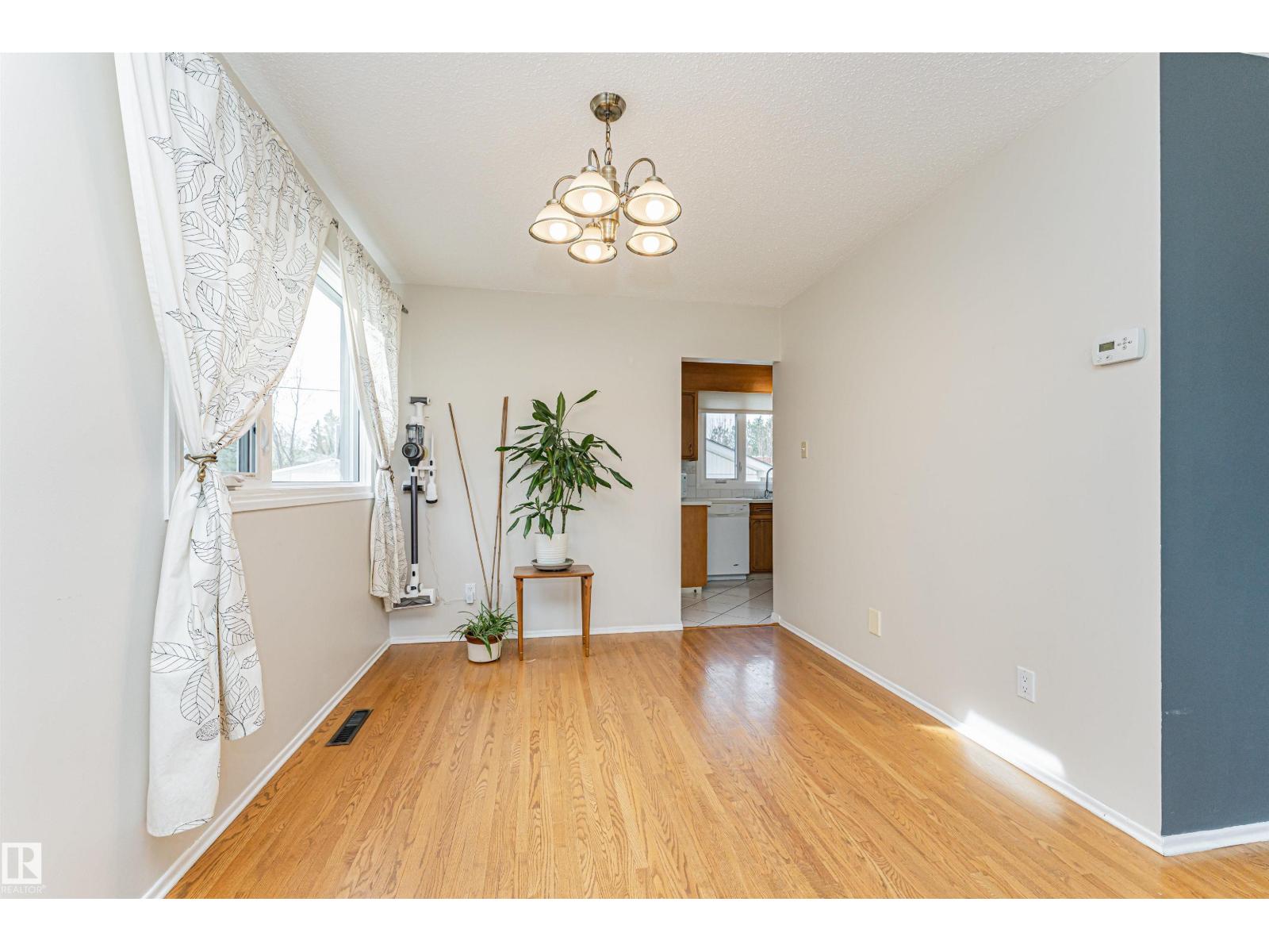 11423 50 Av NW, Edmonton, Alberta  T6E 2J4 - Photo 14 - E4485937