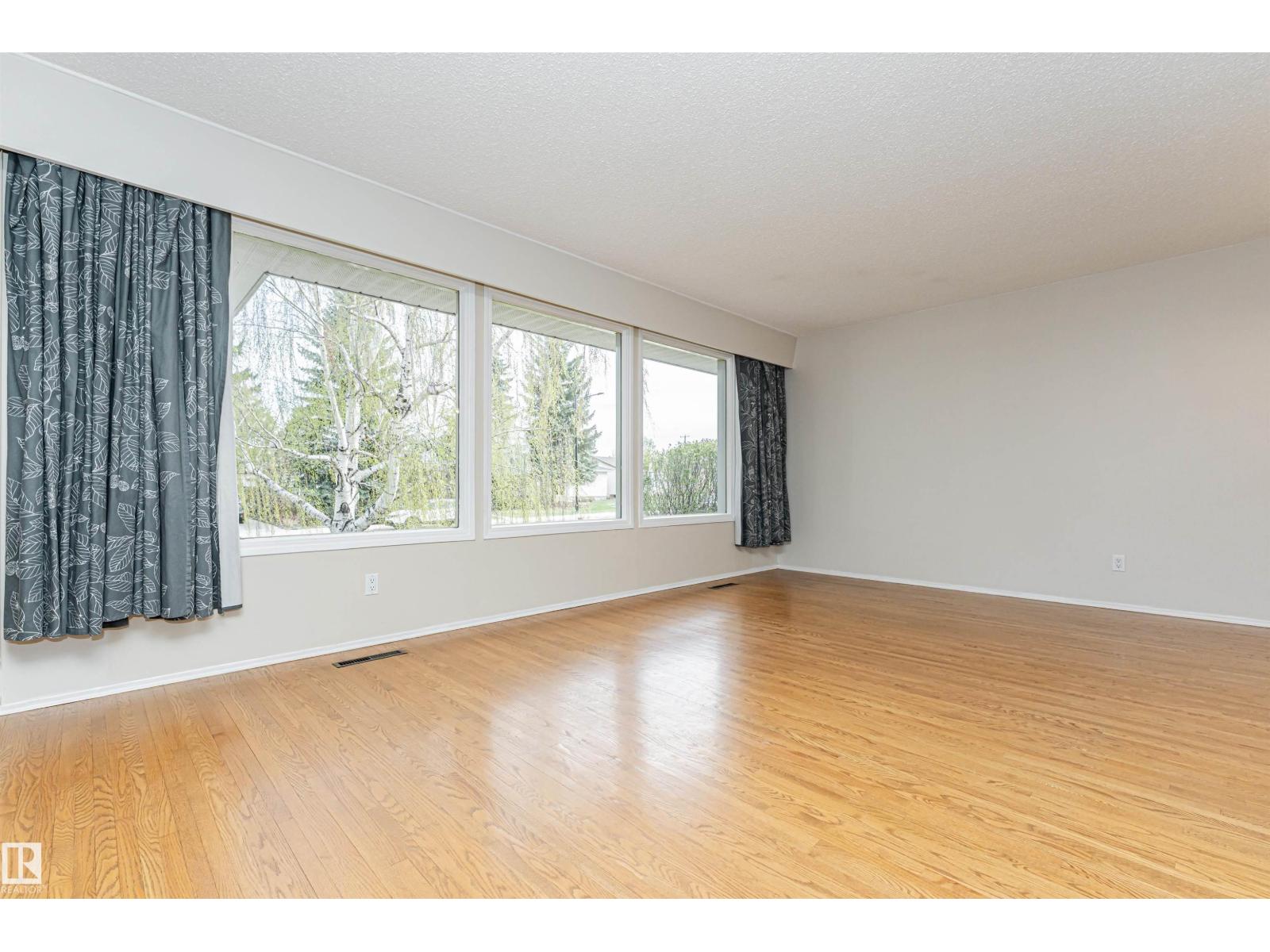 11423 50 Av NW, Edmonton, Alberta  T6E 2J4 - Photo 10 - E4485937