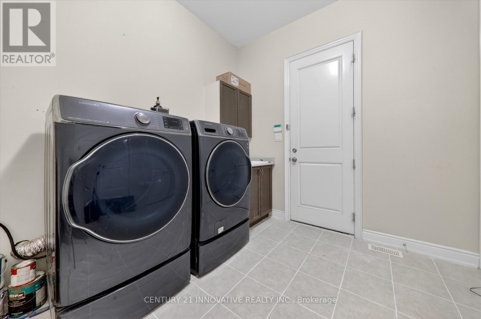 1 - 1815 Fairport Road, Pickering, Ontario  L1V 0E3 - Photo 15 - E13116424
