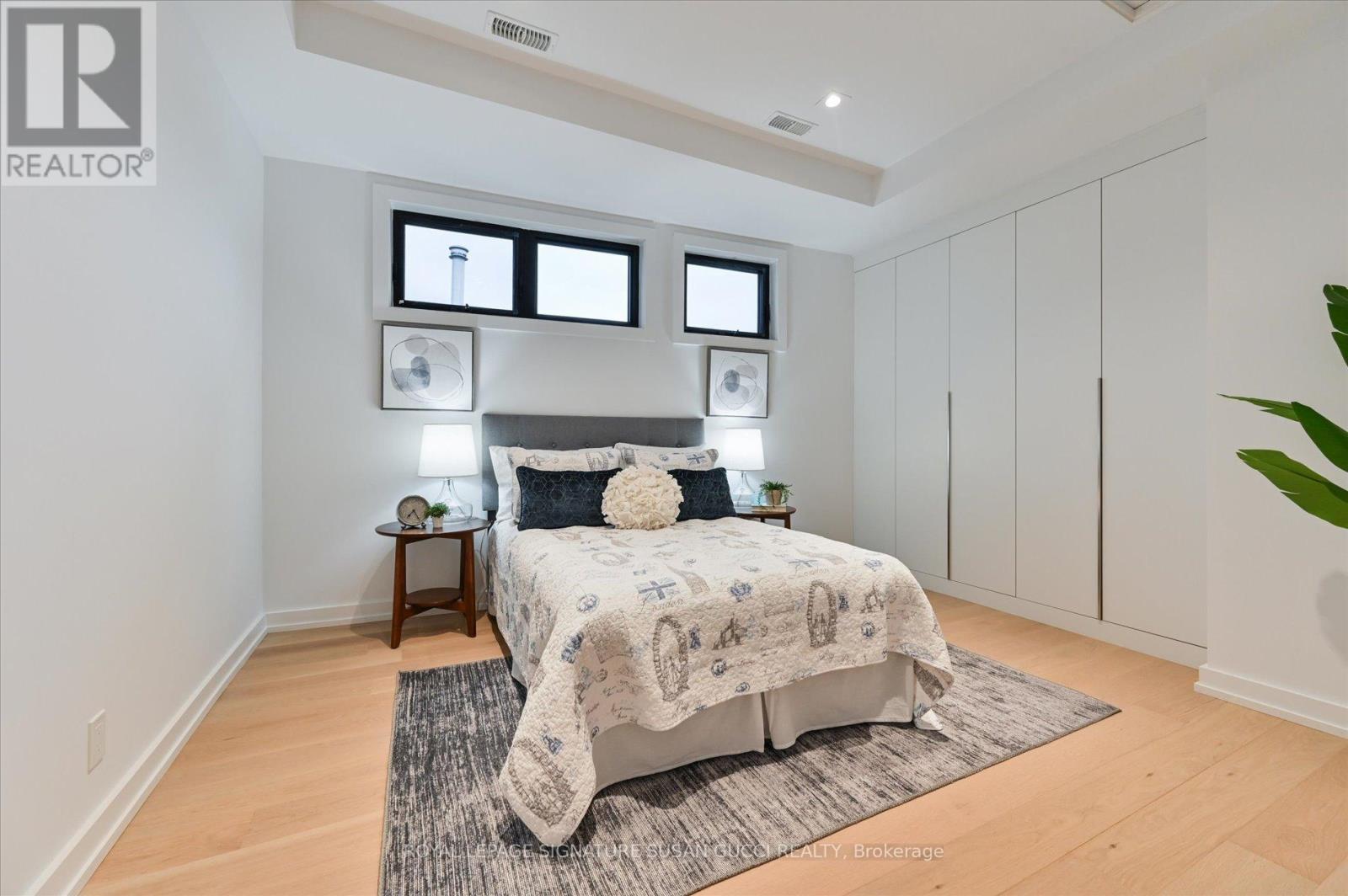 44 Doris Drive, Toronto, Ontario  M4B 3C9 - Photo 24 - E13118046