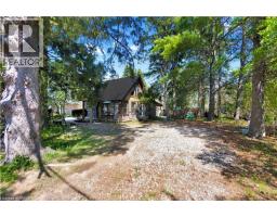 6 CHURCHILL Drive, Paris, Ontario