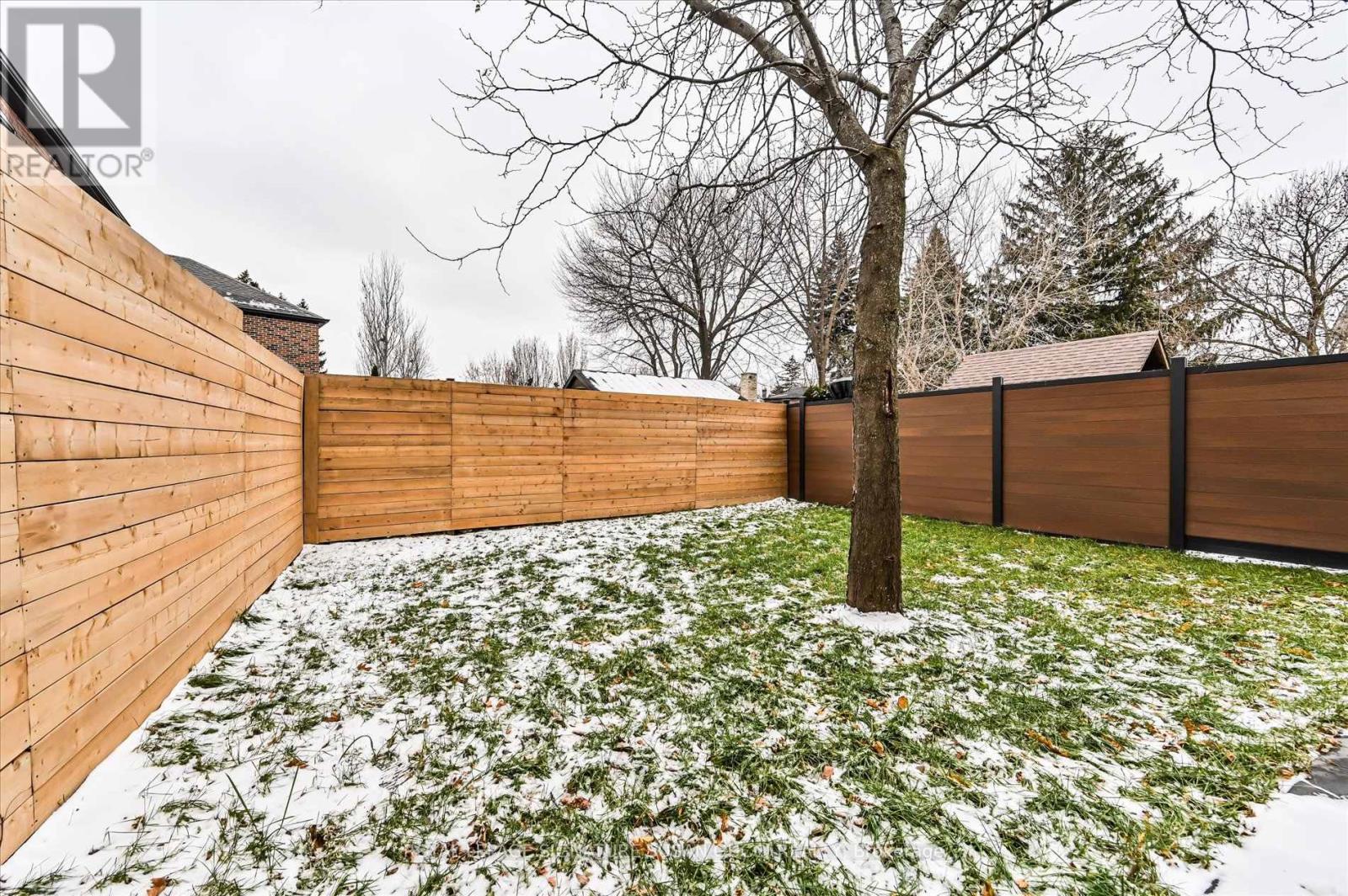 44 Doris Drive, Toronto, Ontario  M4B 3C9 - Photo 38 - E13118046