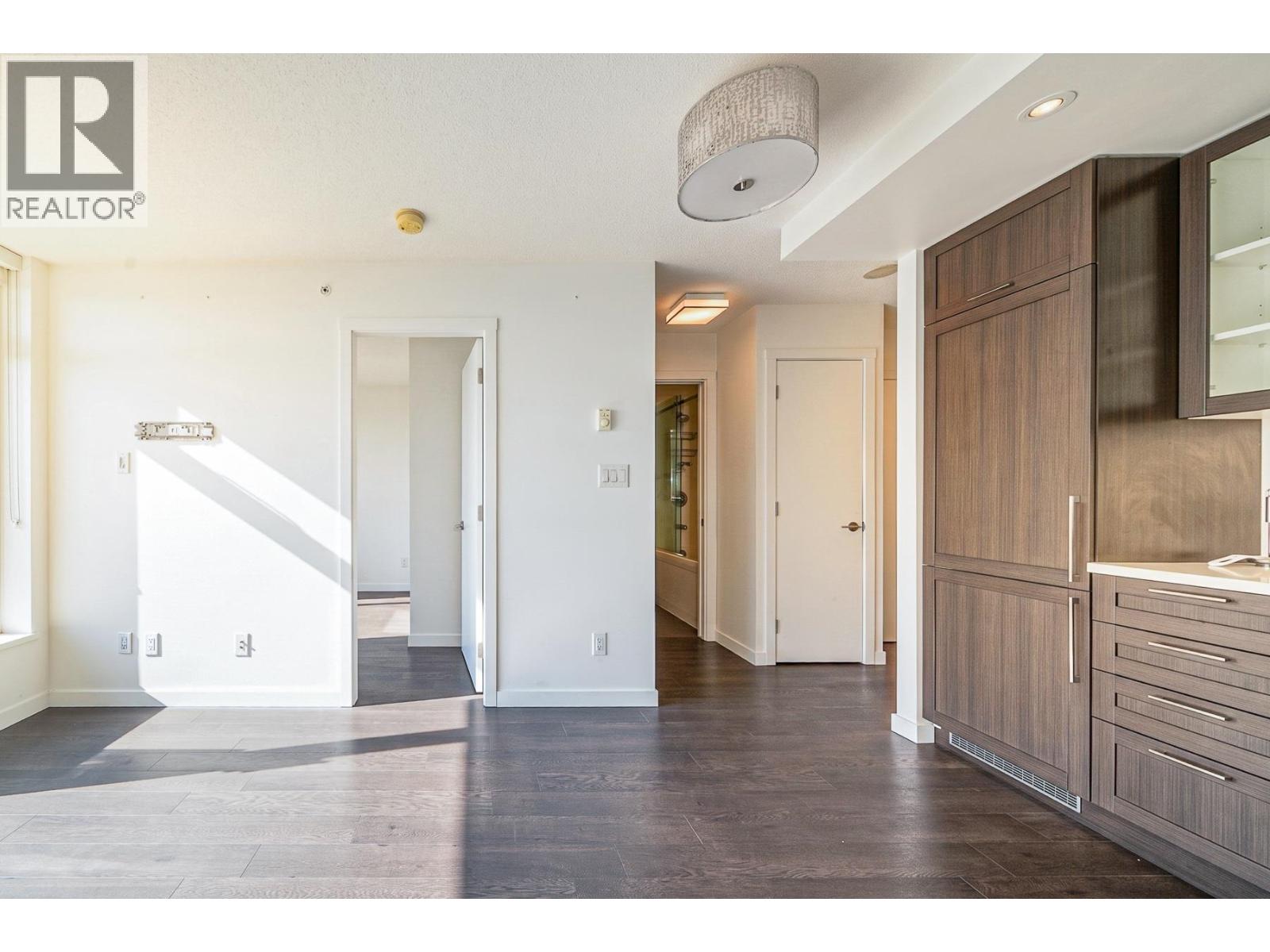 2601 5515 Boundary Road, Vancouver, British Columbia  V5R 0E3 - Photo 8 - R3121926