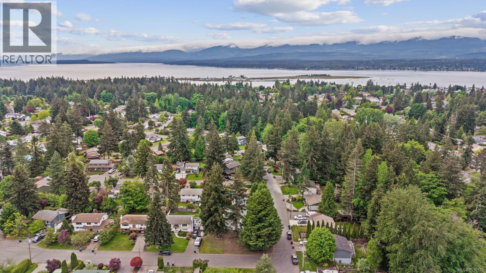 384 Cortez Cres, Comox, British Columbia  V9M 3A1 - Photo 38 - 1036579