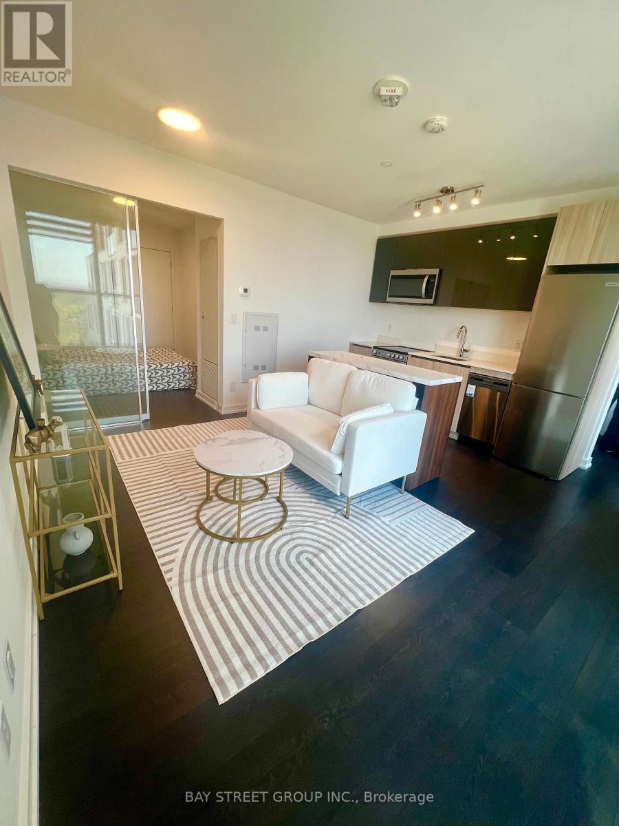 1023 - 3100 Keele Street, Toronto, Ontario  M3M 0E1 - Photo 3 - W13118636