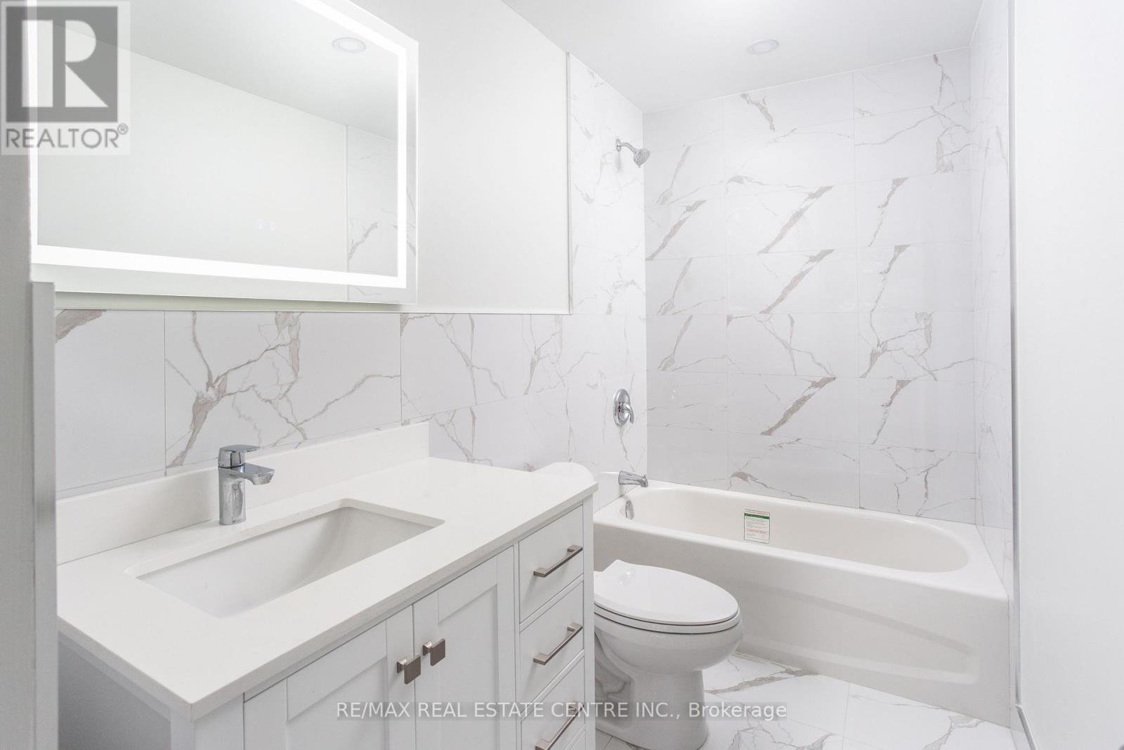 205 - 5 Hill Heights Road E, Toronto, Ontario  M8Y 1Y9 - Photo 6 - W13118648