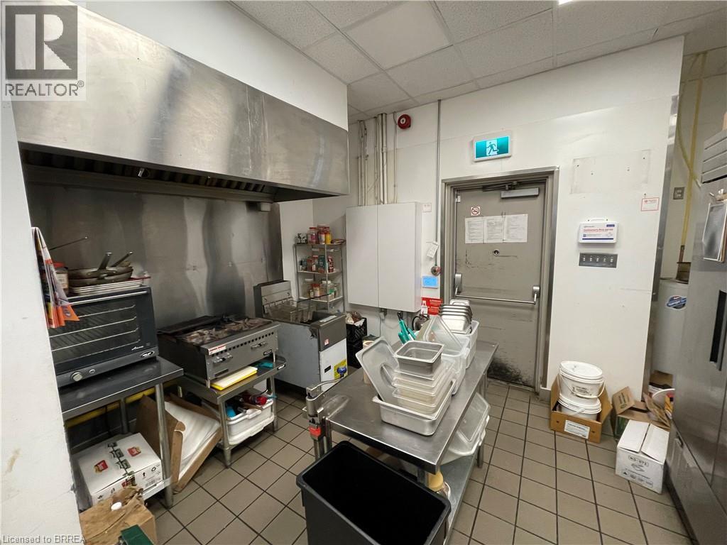 11 Sinclair Boulevard, Brantford, Ontario  N3S 7X6 - Photo 9 - 40826969