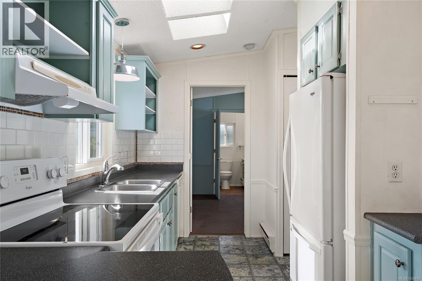 81 7583 Central Saanich Rd, Central Saanich, British Columbia  V8M 2B6 - Photo 11 - 1036402